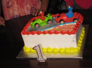 ewong_20042000's profile picture. 