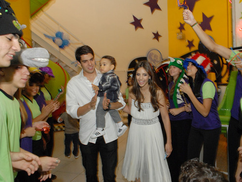 kaka_caroline's profile picture. Soy brasileño nacido en Brasilia el 22 de abril de 1982 Actualidad del club Real Madrid Real Madrid