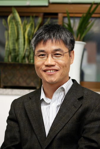 계명대학교 지구환경학과 교수
기후와 재생에너지 분야를 담당하고 있습니다.