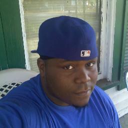 BIG SMOOTH...LAID BAKK YOUNG NIGGA...GETN TO DA MONEY...CIROC GOOSE N HENNY IS WAT I SIP...MAN JUS FOLLOW ME!!!