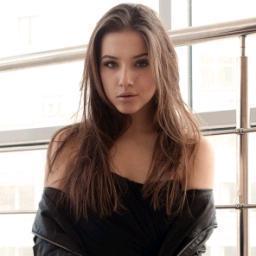 elithyen's profile picture. 