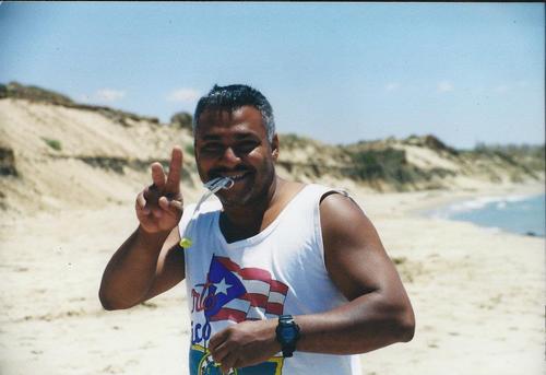 Always going out my way to help, showing love not hate. Retired US Navy.