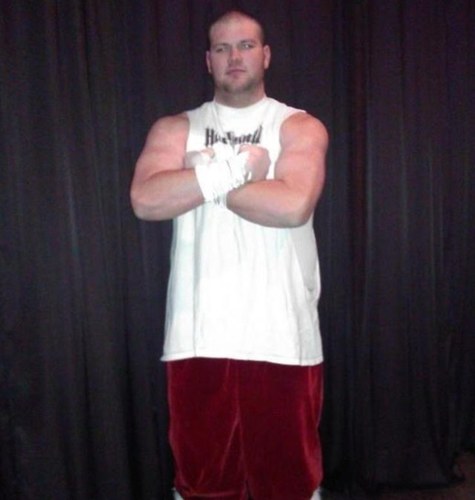 BigMikeStokes's profile picture. 6'10 300lbs