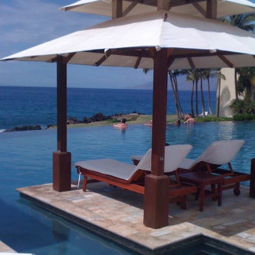 Eltempest's profile picture. Father, husband, investor, entrepreneur, restauranteur, fair weather sports fan, recreational dining critic and travel enthusiast.