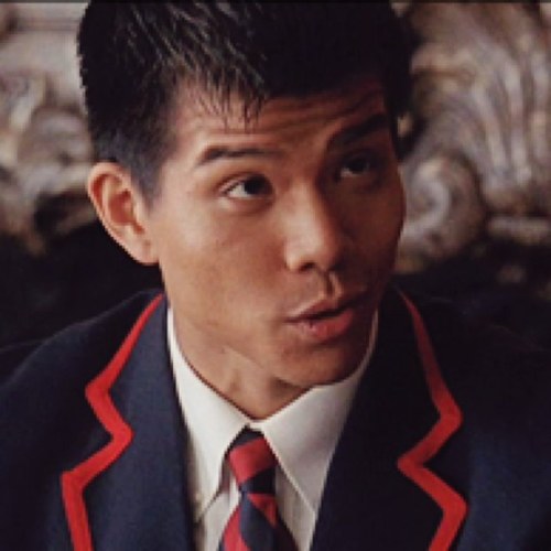 This army is for the gavel banging Warbler who is taking everyone by storm on broadway! @Tellyleung http://t.co/ukKUISez