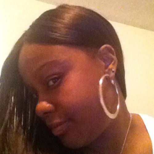 Laid back young lady who loves music, movies, the beach, laughing, kids, family, giving back & life itself.