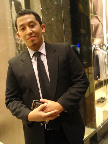 The Guy who loves alot of stuff | works for Nike