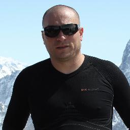 veljicsr's profile picture. 