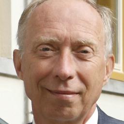 Bestuurslid https://t.co/hKkwloNUXj en oud-directeur NVB Bouw (nu Woningbouwersnl)