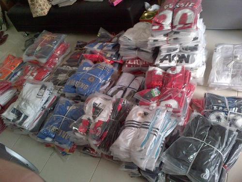 Follow us :D Jual Jersey & Jaket Bola 99% like ORIGINAL : Grade ORI & Grade AAA! SMS 083871000021. Cek Favourite tweet & website kita! Reseller welcome :)