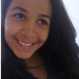 Sou legal,divertida,inteligente,amiga fiel,que sempre esta ali na hora certa!. 3