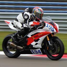 Dit is het twitter account van pijpker racing, follow ons en blijf op de hoogte!