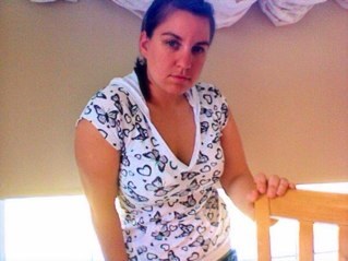 Luvvmanythings's profile picture. Comforted by the fact that I will never be famous.