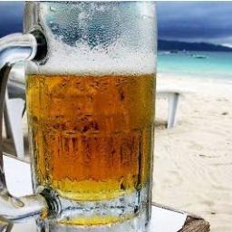 Beach Bar and Grill in the heart of Wrigleyville