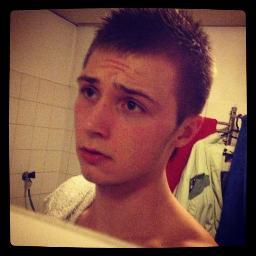 Me nieuwe twitter, volg me opnieuw allemaal! #Zaandam #Hardcore Junk!