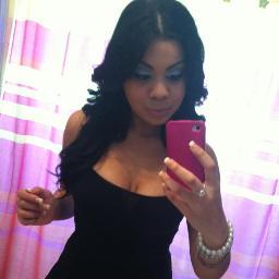 michellebeckha2's profile picture. 