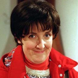Hello my name hayley cropper the wife of @RoyCropperNOT and we work and have sex in the cafe roy's rolls 
(PARODY)
