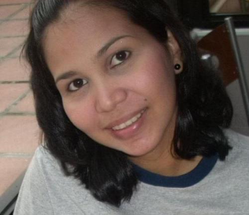 Gentil, amable, amorosa, sociable