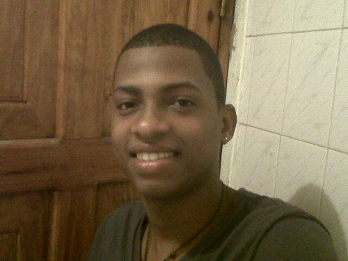 peet_louis's profile picture. Cool boy