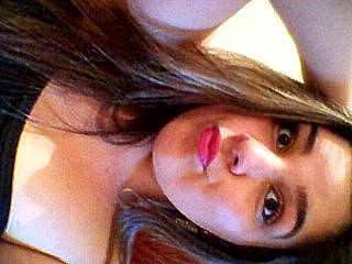 priisobreeira's profile picture. Fuck all of you!  Go to shit his Muggles, motherfuckers !