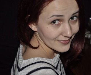 Lütfen, tüm twitlerimi romantik komedi olarak algılayınız! Haa, bi de büyünce kültür mantarı olcam.