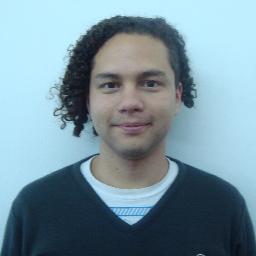 Chino fan de R2D2, imán para problem as y gusto por resolverlos.