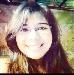 15 anos. Defensora da paz. Música me move. Não sou dona do mundo, mas sou filha Dele.