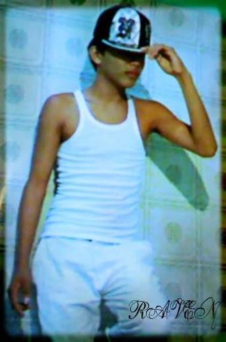 im UGLY just kidding ^_^