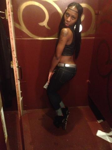 Coke_Bottle93's profile picture. FaDDae'S Mommy !