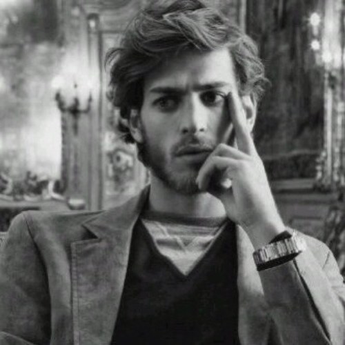 Modi2lmutiri's profile picture. 