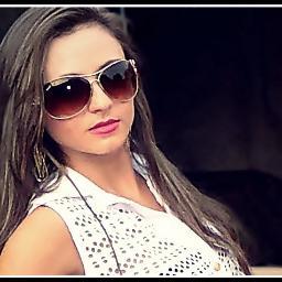 *★*☆*★*☆*★*☆*★*☆*★*☆*★*☆*★*☆*★*☆
Ninguem me conhece tao bem ao ponto de saber tudo q se passa pela minha cabeça.'
*★*☆*★*☆*★*☆*★*☆*★*☆*★*☆*★*☆*★*☆