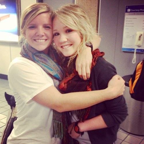 rebekah_thorne's profile picture. 