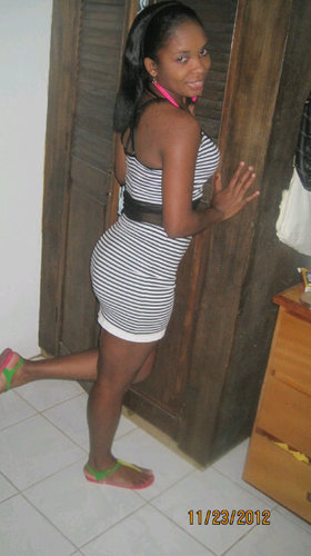 Caribbean girl down to earth kinda person with the biggest heart ever...Its me against the world..#Team758  #TeamPraddaF #GNation #blackberry #caribbean
