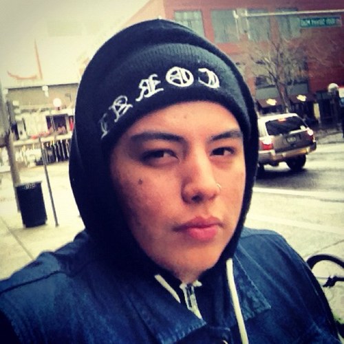 Jay, Rori, Oceann, Tattooing, Music, Mopeds, Money