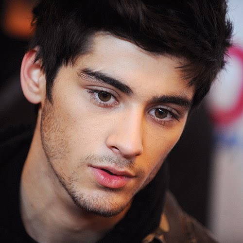 Twitter official brasileiro do cantor Zayn Malik~21-12~12~
