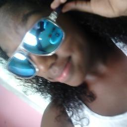 ''Se o felizes para sempre existisse, Eu ainda estaria segurando  voce
