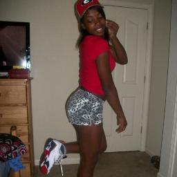--Im Cute ♥ so Follow mehh : ) ;; i'll Followw Backk !