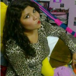 Soy una loca me gusta ir a fiestas me gusta tomar como idiota e Sigueme y conoceme  (: