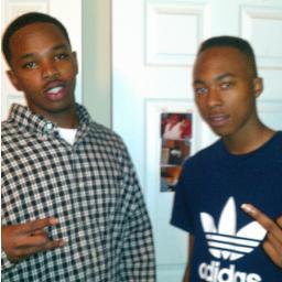 #TeamHuslte #TeamZone12 #TeamDarkSkin #TeamDWade Tweet da Click #DAREAL and #BVC in dis B*tch Too!!
