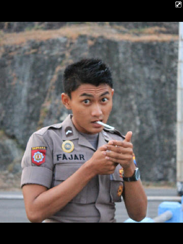Pantang pulg tanpa hasil,saatnya bkrja bkn bicara,berkarya bkn bergaya,brksi bkn psang aksi,buat prestasi bkn basa basi
