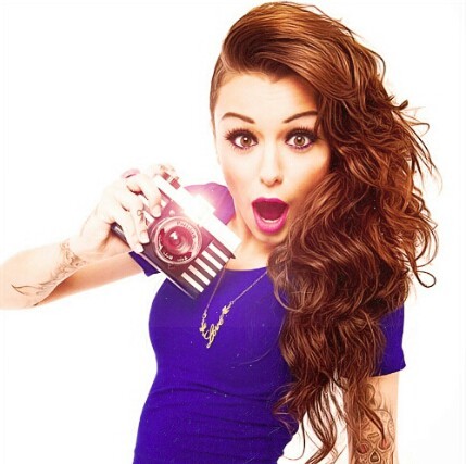 Please follow my personal account @airaselena Thanks guuuuys! ♥