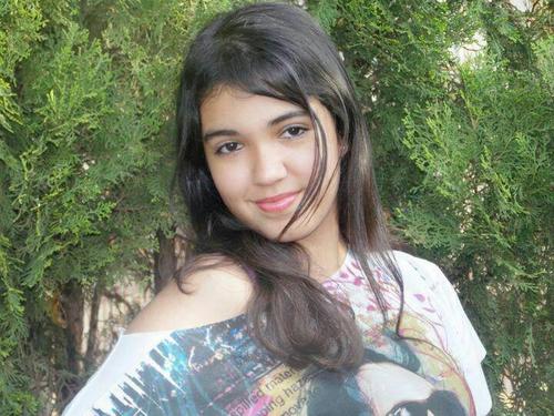 Anapaula_fluxo's profile picture. As pessoas criticam, pois criticar é mais facil do que fazer melhor