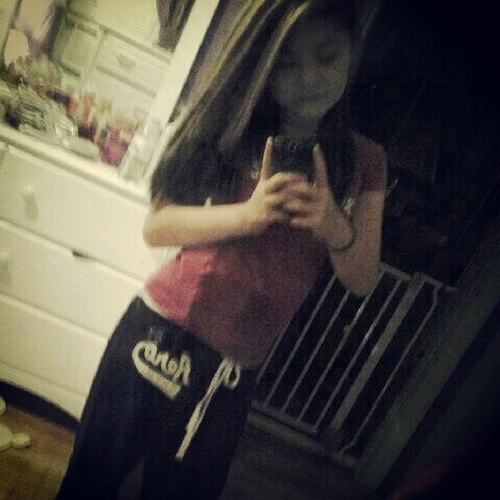 Emily Rose Nguyen Follow me i will follow you back 3