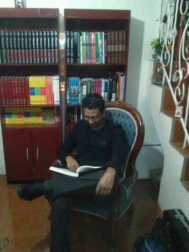 RSelectronica's profile picture. 