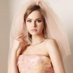 DinaBaduy_'s profile picture. لا تجعل طيبتك كتابا يتصفحه الجميع فهنالك اناس لا يستحقون حرفا منه