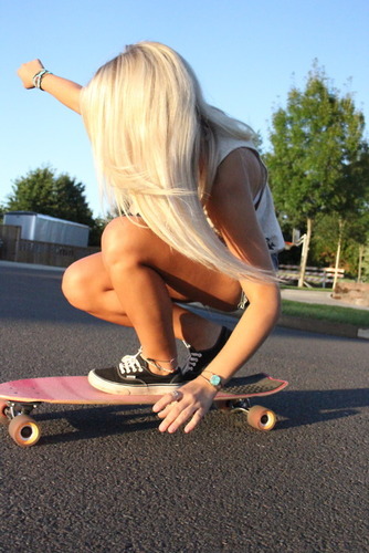 Forever young, like you. Don't mind what they say. Music is life so shuttt up and listen to it. ¥ Know so much Spanish, try to talk to me :)