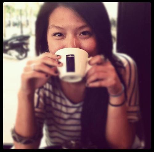 Life's too short; love every day. Academic hat: @sharonhjhou