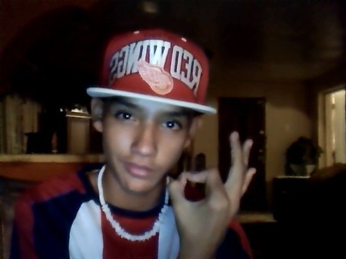 RikzTito7's profile picture. 