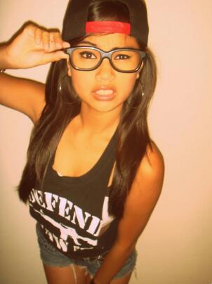 ThisRandomShitt's profile picture. Wij tweetten random shit!|\|Follow om je tl compleet te maken!|\|Retweetbare tweets en foto's!|\|De follow knop is stout geweest, sla hem even!|\|