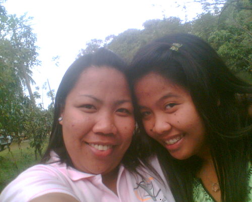 i love@officialcharice,followed me 10,11,2012 AYIEE &@queyzee followed me 08,09,2012so much thankful to the lord cause he gave this people to give us pride :-)